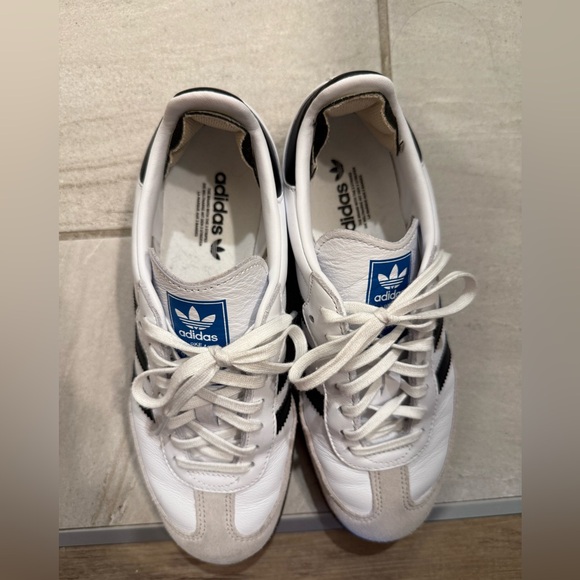 White and Black adidas sambas - Picture 6 of 8